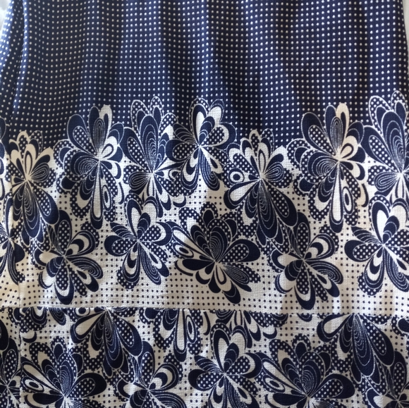 Navy Pattern Dress - Picture 5 of 6